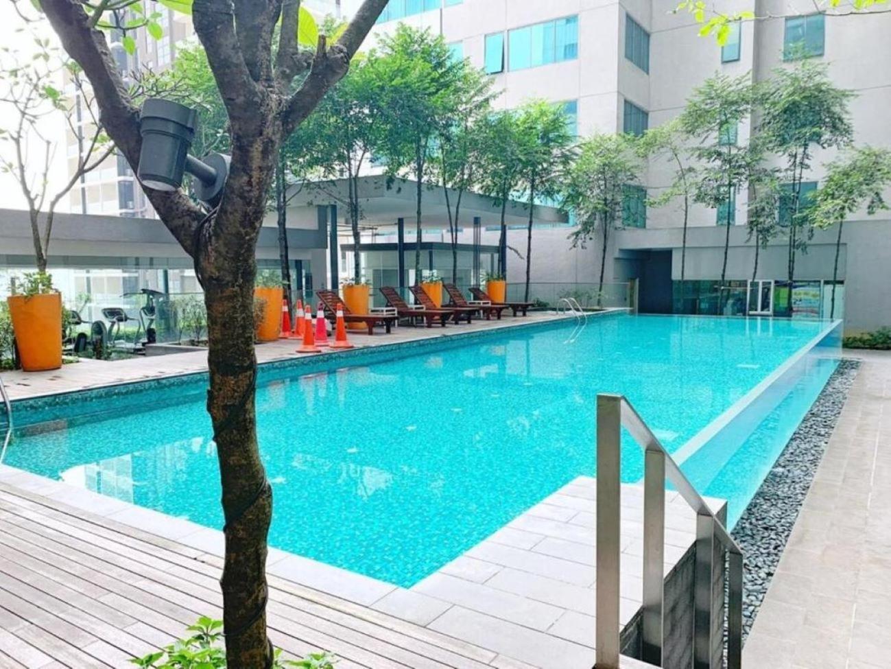Mercu Summer Suites Klcc By Tasrifa Kuala Lumpur Buitenkant foto